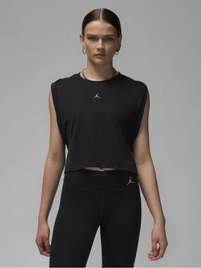 Air Jordan Women’s Active Black Tank Top XS New With Tags
